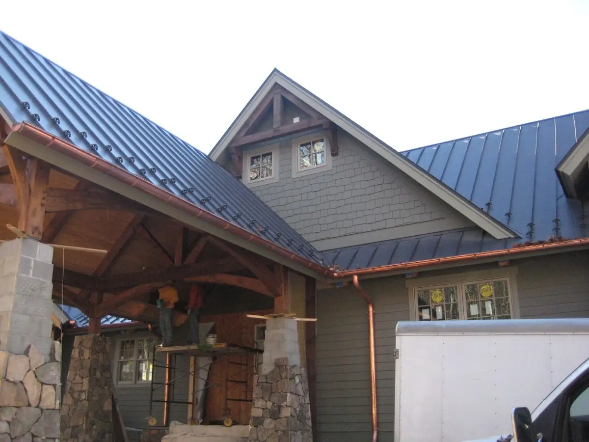 Craftsman Roofing team delivering quality roofing work in Spring Grove